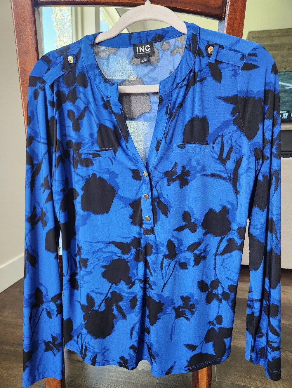 INC International Concepts Blue Floral Button-Front Blouse